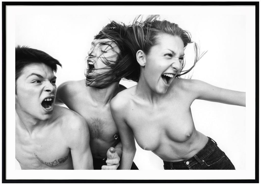 Black and white posters of woman and two men in topless. Screaming and white background. Horizontal format. Black frame. 