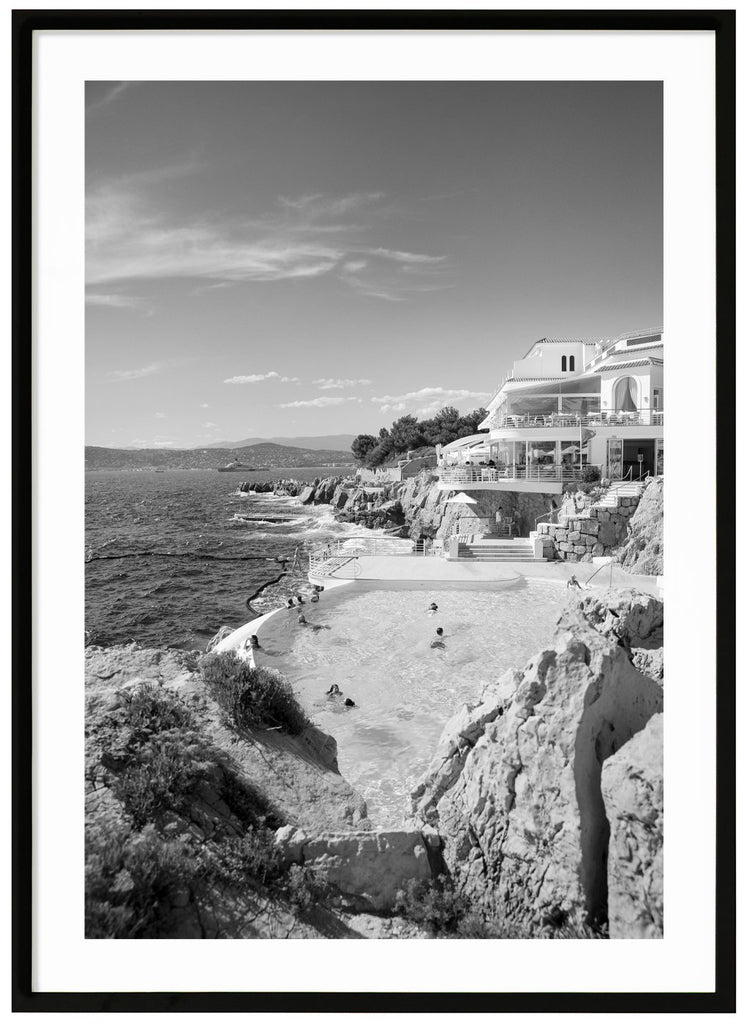Photograph of the mythical Eden Roc and the Hotel du Cap on the French Riviera. Black frame. 